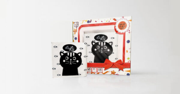 The fabric book “Look Look”